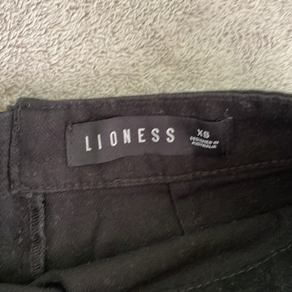 Princess Polly (Lioness) The Lola Mini Black Skirt - Picture 3 of 4